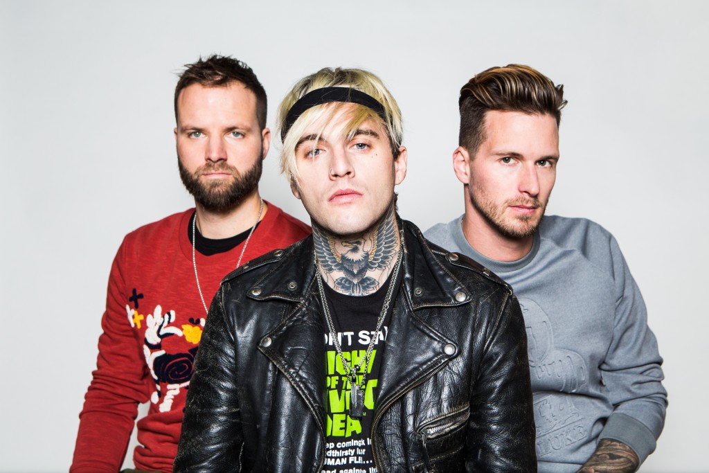 HIGHLY SUSPECT 2016