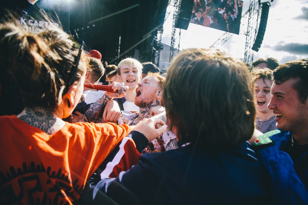 Frank Carter and the Rattlesnakes
