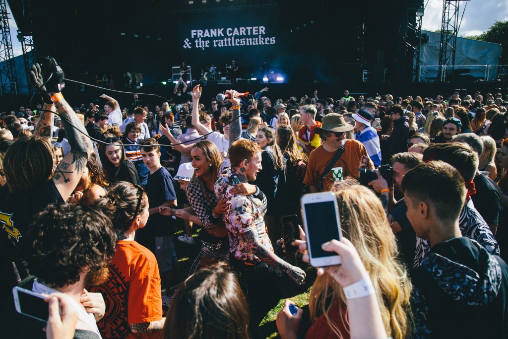 Frank Carter and the Rattlesnakes